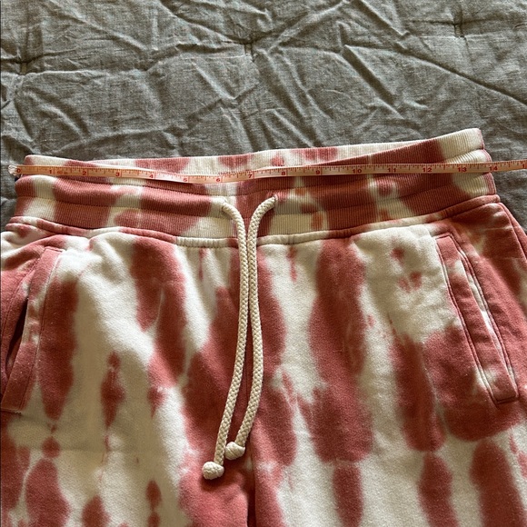 Loft Tie-Dye Lounge Set - Pink and White - Picture 12 of 14